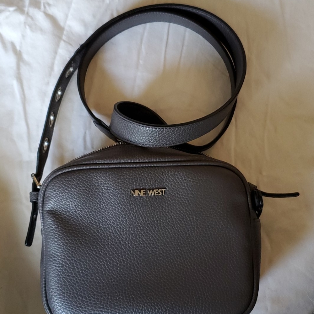 Purse - Picture 5 of 5